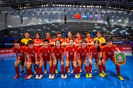 伤病困境下广东男篮逆转北控 杜锋指挥有方