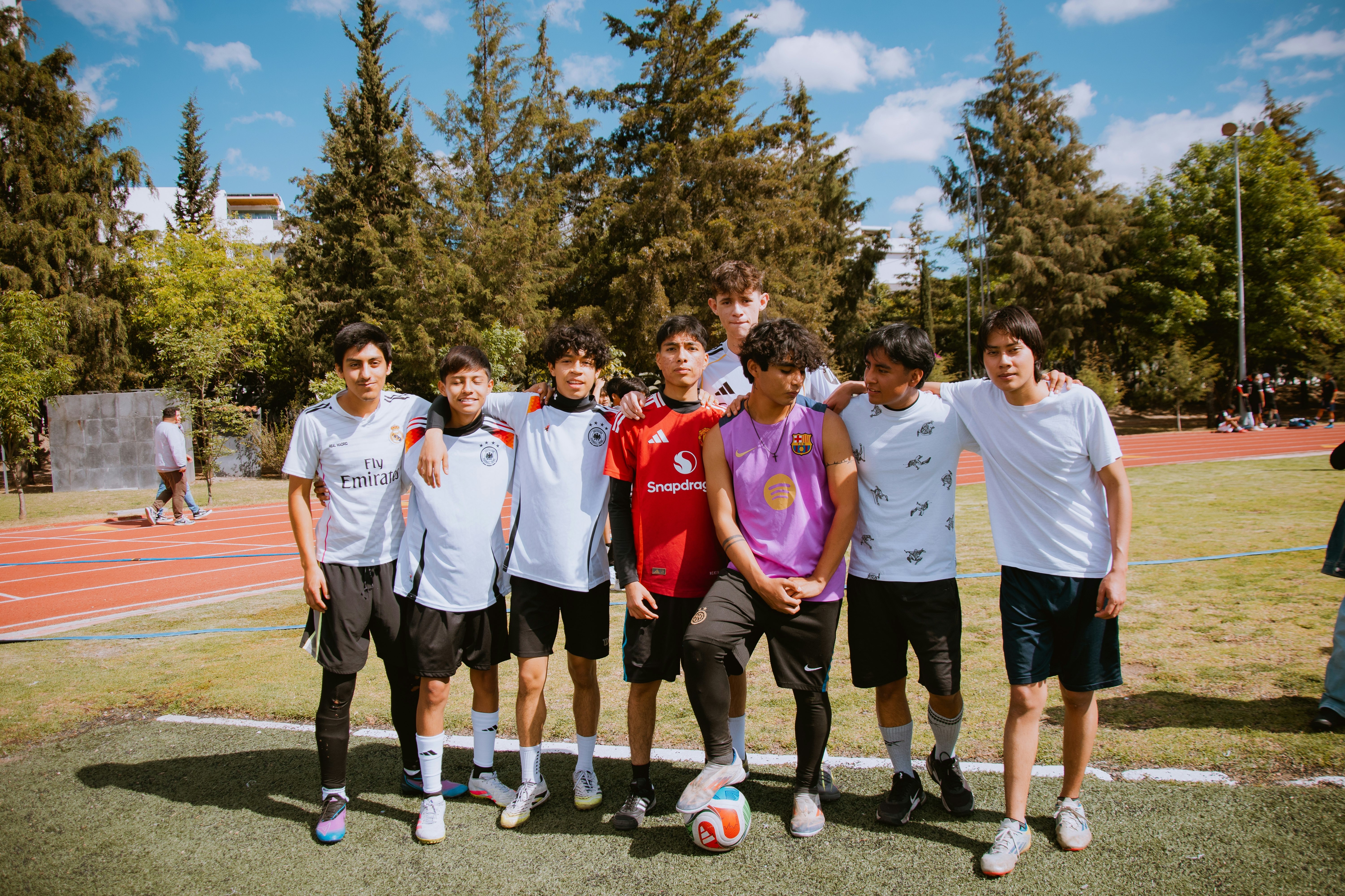 2025 赛季：亚利桑那响尾蛇队马提（Ketel Marte）在 9 月伤愈复出，力助球队竞争外卡